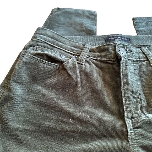 Banana Republic skinny fit green corduroy- size 6 - Picture 4 of 6